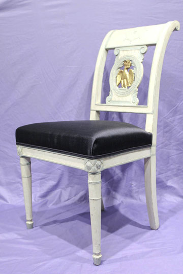 Paire de chaises peintes 